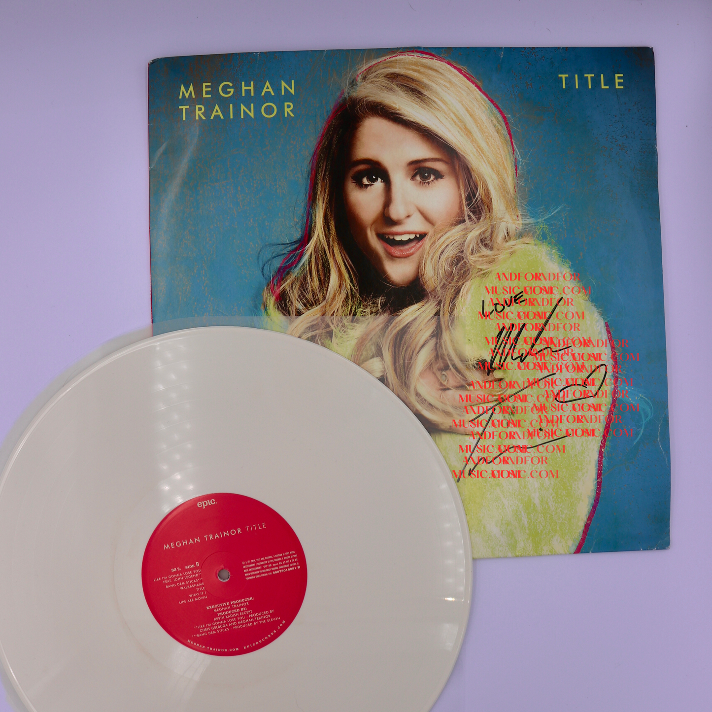 *SIGNED* Meghan Trainor - Title (LP)